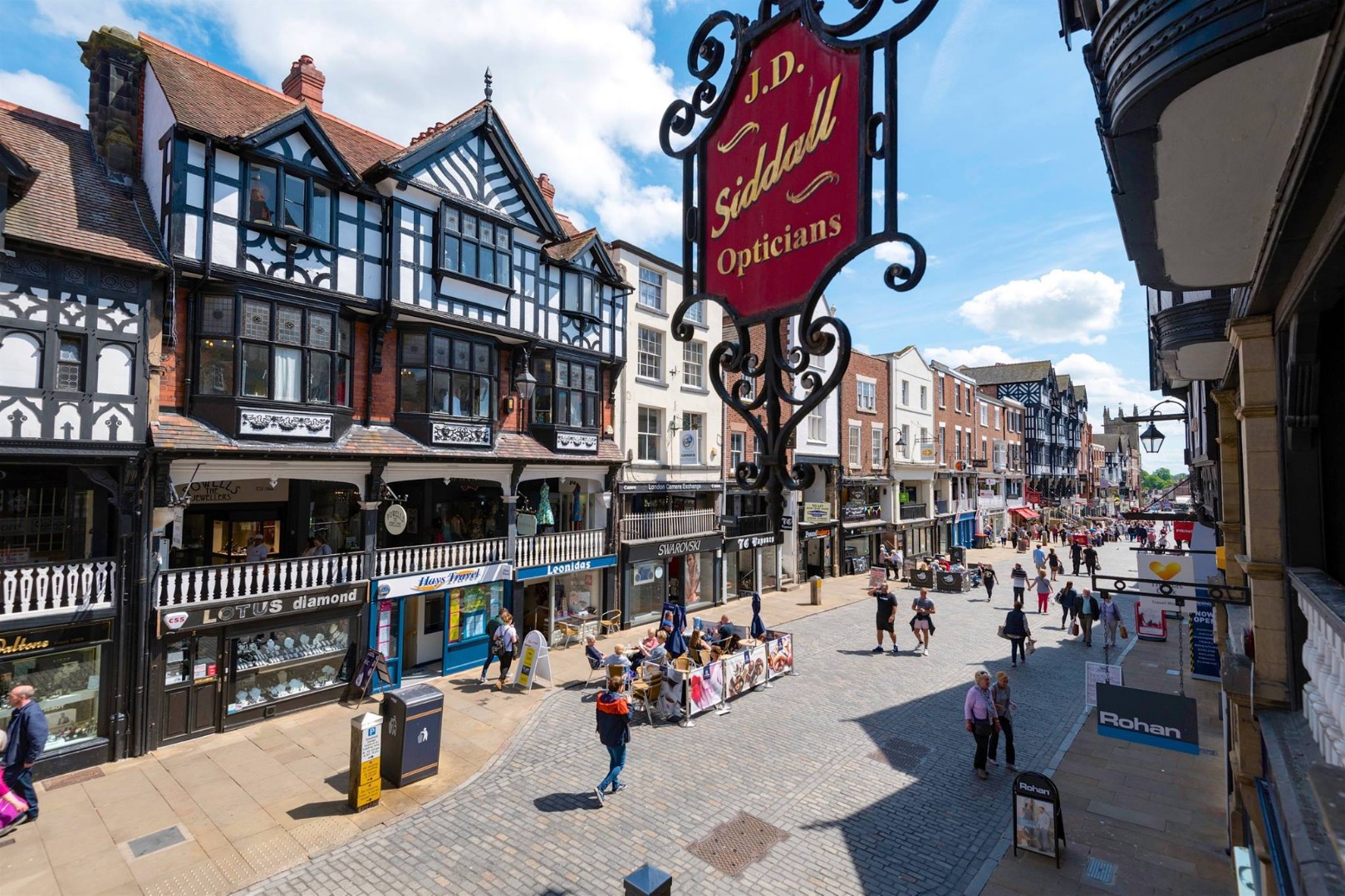 'Sparkle in Chester' to make city's jewellers shine this Valentine's Day